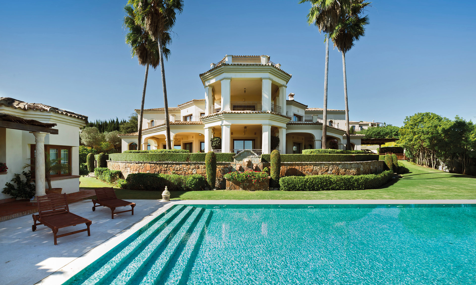 Equestrian Properties with Fabulous Facilities Across Spain