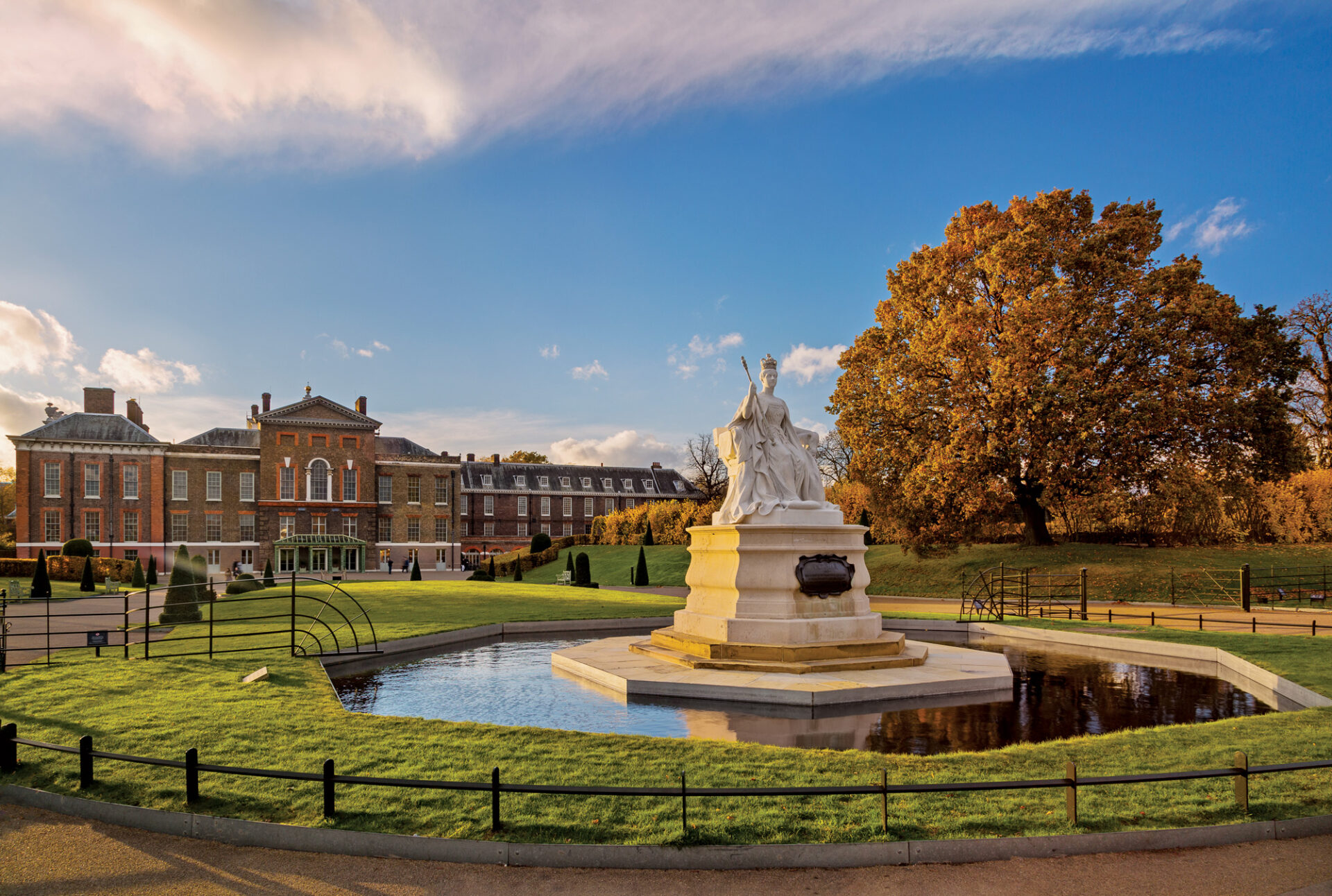 Kensington - A Royal Affair - Part 1 | International Property & Travel