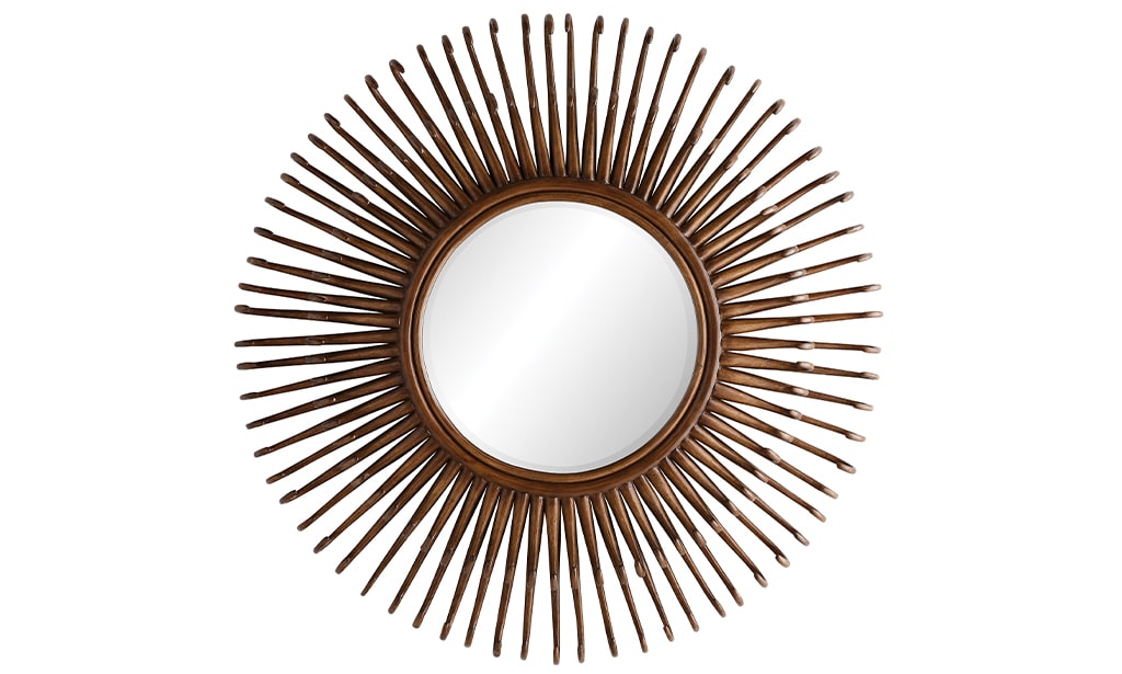 Arteriors
Bertram Mirror
£2,829 / €3,436 / $3,610
www.arteriorshome.com